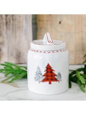 10 Strawberry Street Presents North Pole B&B Christmas Tree Ceramic Jar